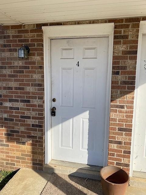 1st image of 286 Northridge Dr #4