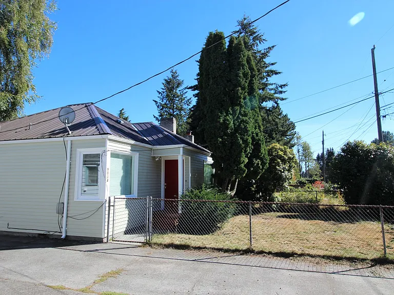9034 13th Ave NW — Photo 23