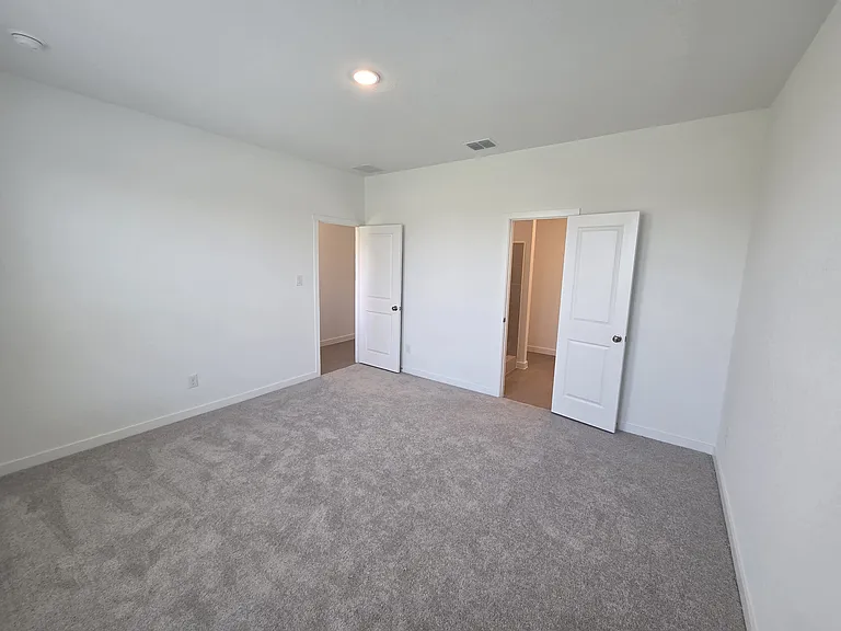 6315 Mifflin Way — Photo 10