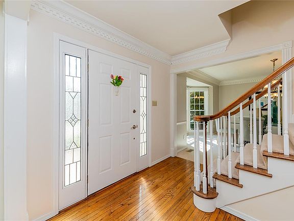 4th image of 1147 Du Motier Dr