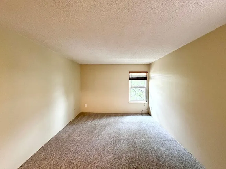 337 Wright St #302 — Photo 12