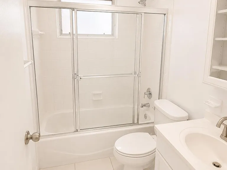 3609 Polk St #2 — Photo 2