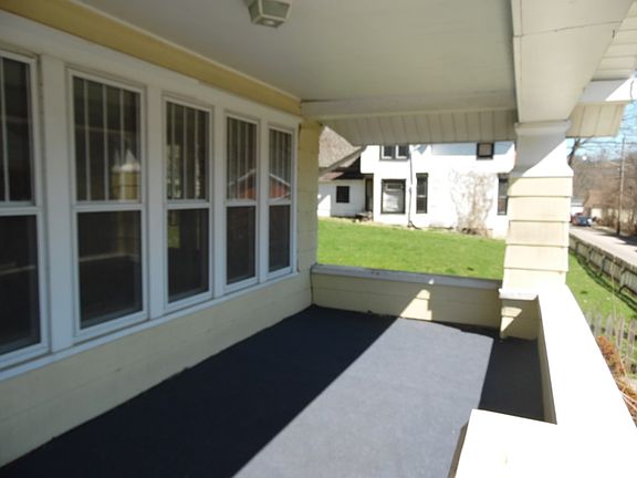 2nd image of 436 Dewey Ave