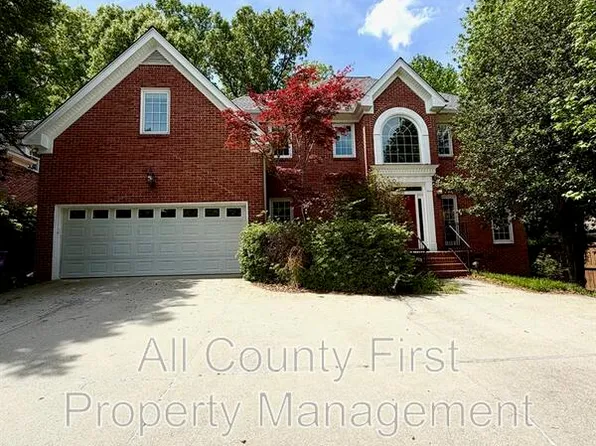 2438 Kings Arms Dr NE, Atlanta, GA 30345