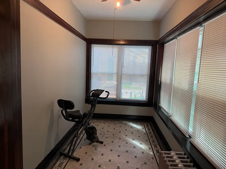 7304 S Emerald Ave #1R — Photo 13