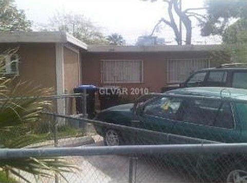 2nd image of 2521 Perliter Ave