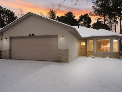 547 Woodside Ct, Shakopee, MN, 55379