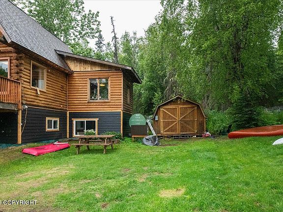 3rd image of 4203 W Sunrise Rd