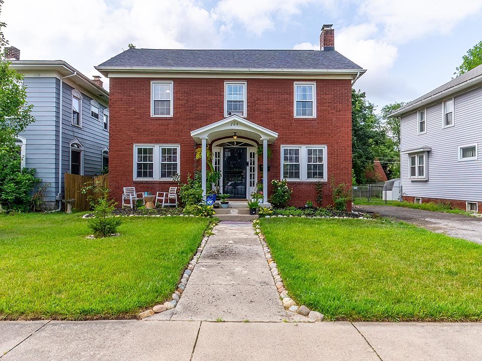 1st image of 209 S Cornell Cir