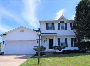 5137 Pine Shadow Ct, Youngstown, OH 44440