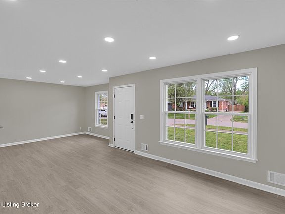 4th image of 4225 Saint Thomas Ave