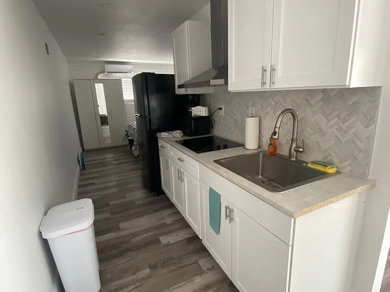204 Longfellow Blvd #1 — Photo 3