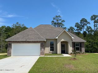 14279 Swan Ridge Cir, Gulfport, MS 39503