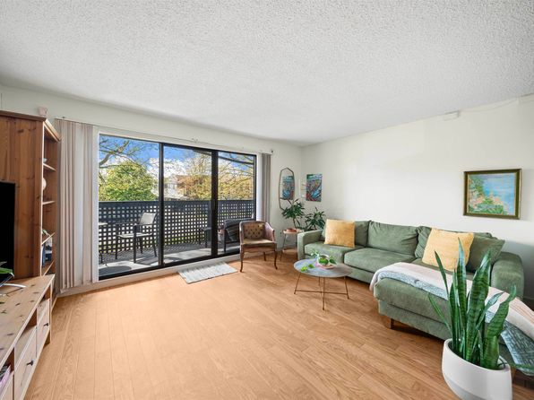 17661 58a Ave #107, Surrey, BC V3S 1N4