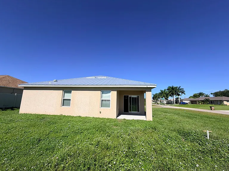 1621 SW 10th Ave — Photo 16