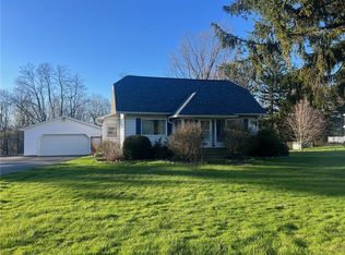 2466 Norcross Rd, Erie, PA 16510