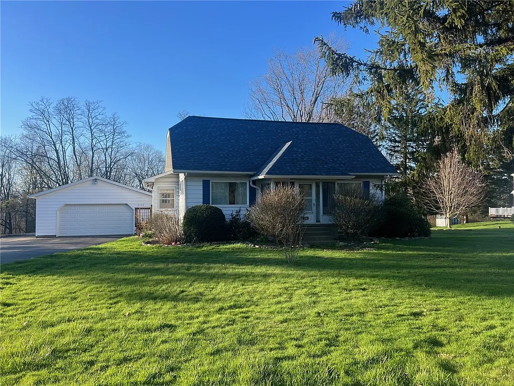 2466 Norcross Rd photo 1