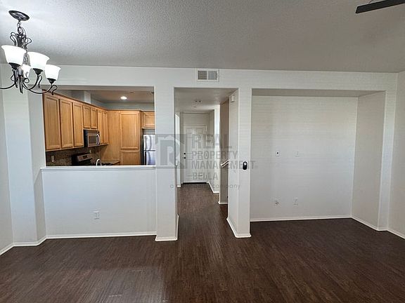 5th image of 26025 Iris Ave Unit C