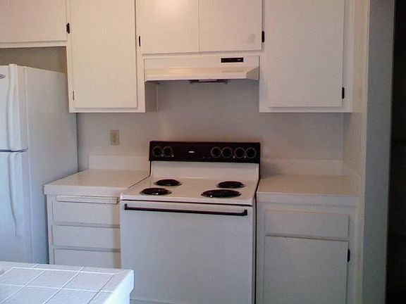 Kitchen stove side