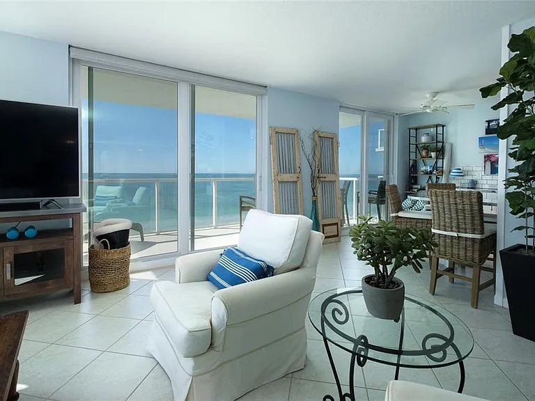 2425 Gulf Of Mexico Dr #7B — Photo 13