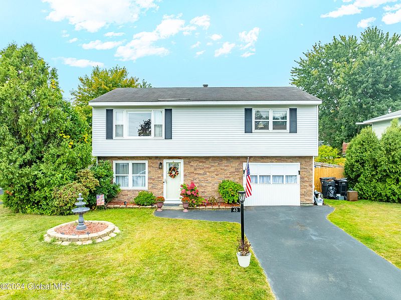 2nd image of 43 Donegal Avenue