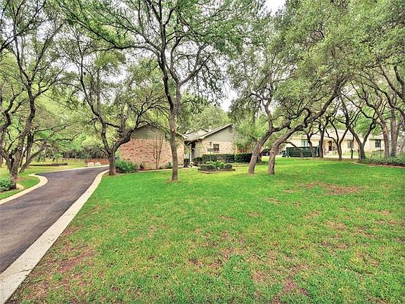 2nd image of 408 W Esparada Dr