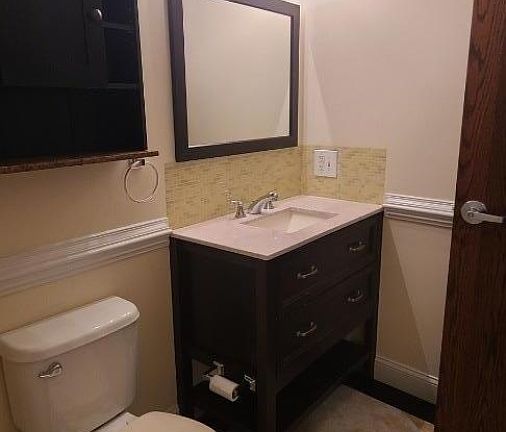 5th image of 2 South St APT 18