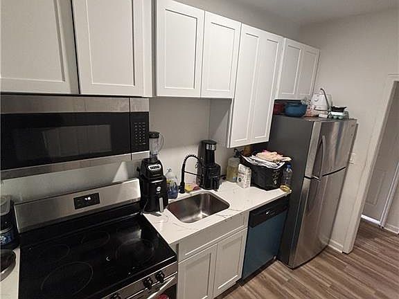 5th image of 969 Palmetto Ave SW