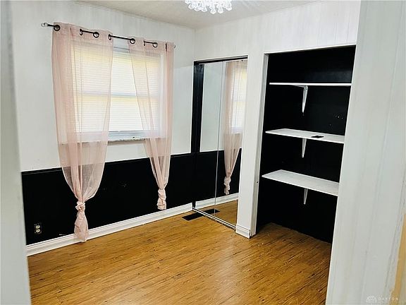 4th image of 722 Eleanor Ave