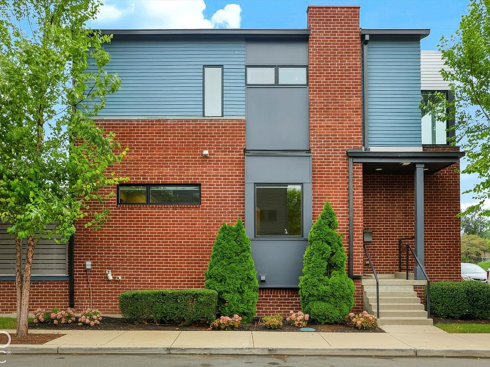 1st image of 1119 E 10th St