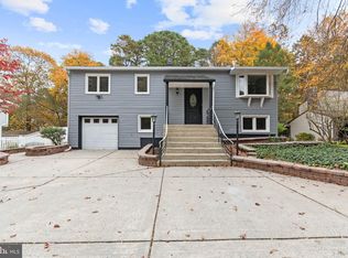 216 Scarlet Oak Rd, Turnersville, NJ 08012