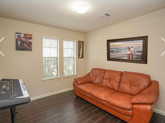 4th image of 20519 Double Meadows Dr