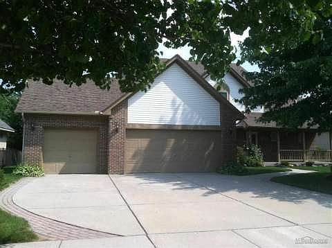 1st image of 38905 N Pointe Pkwy