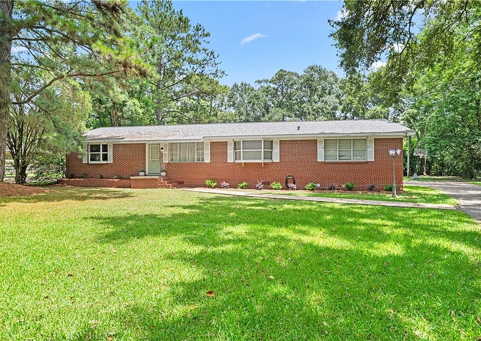 1st image of 5227 Santos Dr E
