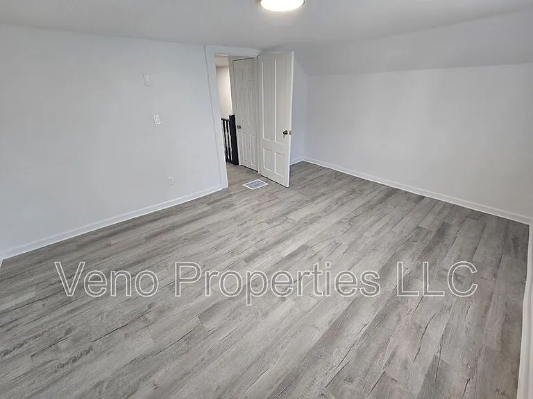 133 Bay St #A — Photo 27