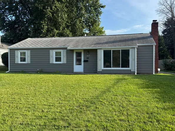 1616 Southeast Dr, South Bend, IN 46614
