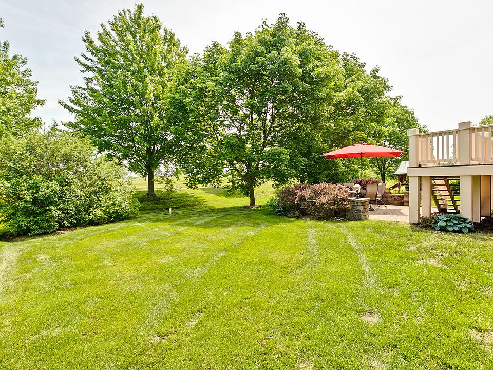 2nd image of 1305 Maidstone Dr