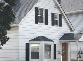 352 4th St, Lyndhurst, NJ 07071