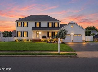 5 Ridge Rd, West Long Branch, NJ 07764