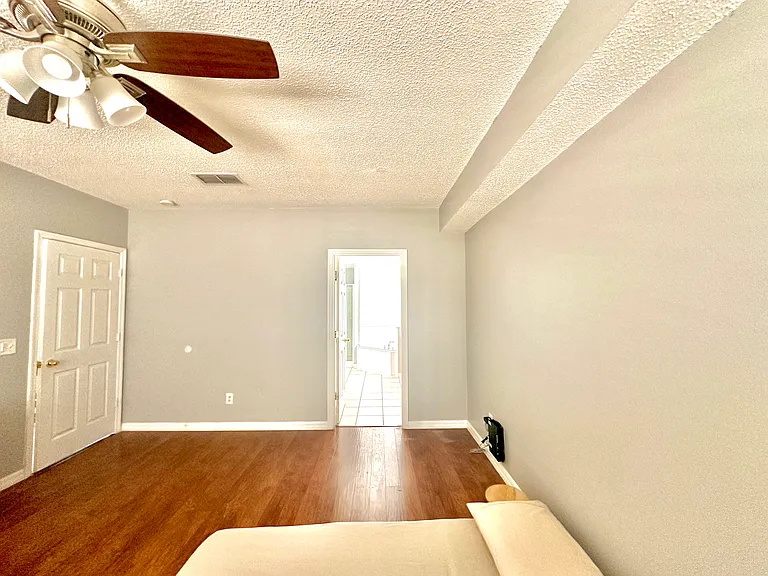 8515 Palm Harbour Dr — Photo 29