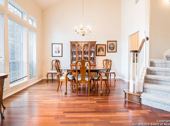 3rd image of 21103 Promontory Cir