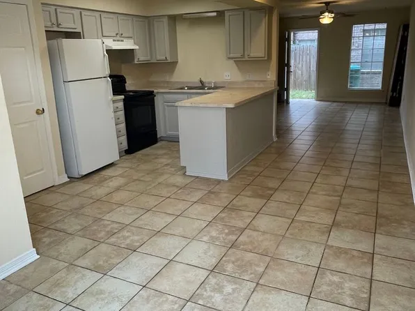 4209 Asher Ct APT D, Kenner, LA 70065