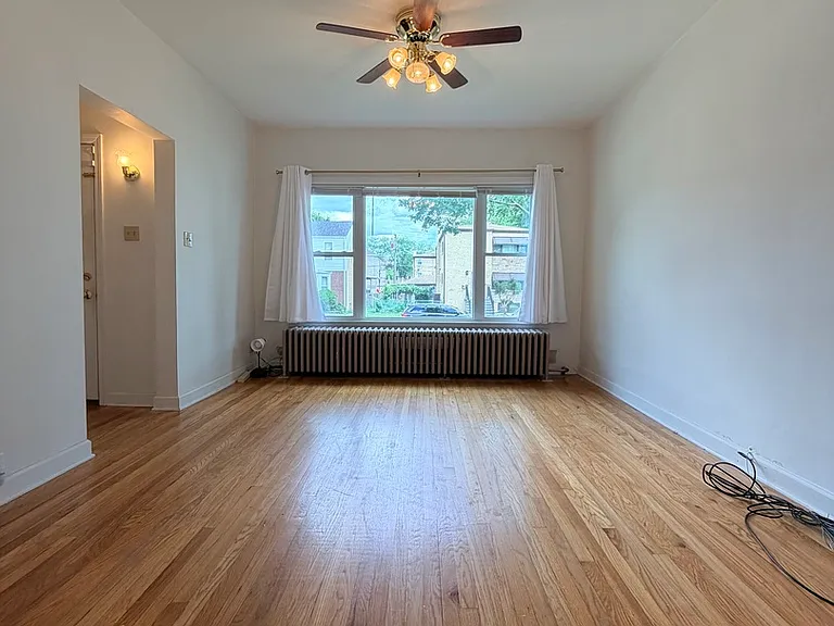 2618 N 73rd Ave #1 — Photo 2