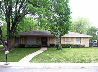 325 Shockley Ave, Desoto, TX 75115