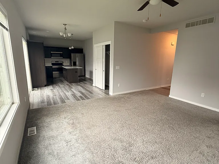 Bellflower Ln — Photo 16