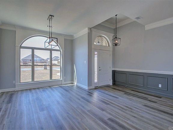 3rd image of 119 Corniche Ln