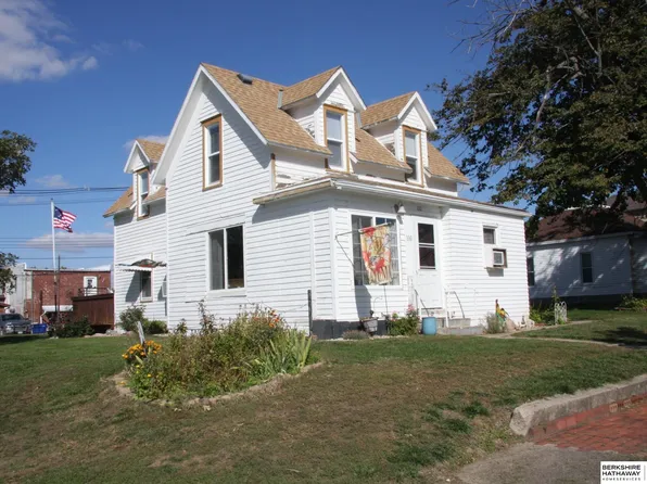 100 State St, Lyons, NE 68038