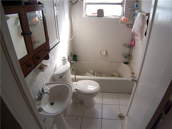 4th image of 1510 N D St