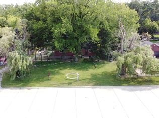 641 W Lake Cook Rd, Palatine, IL 60074