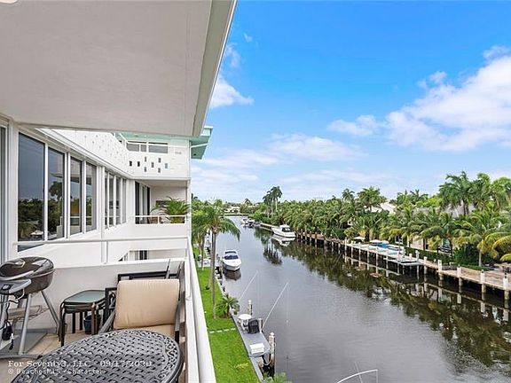 3rd image of 180 Isle Of Venice Dr APT 433